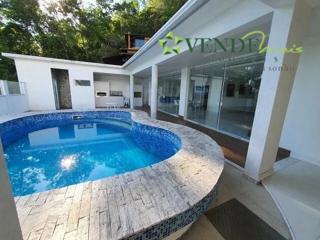 Imagem: Casa À Venda no Bairro São Francisco