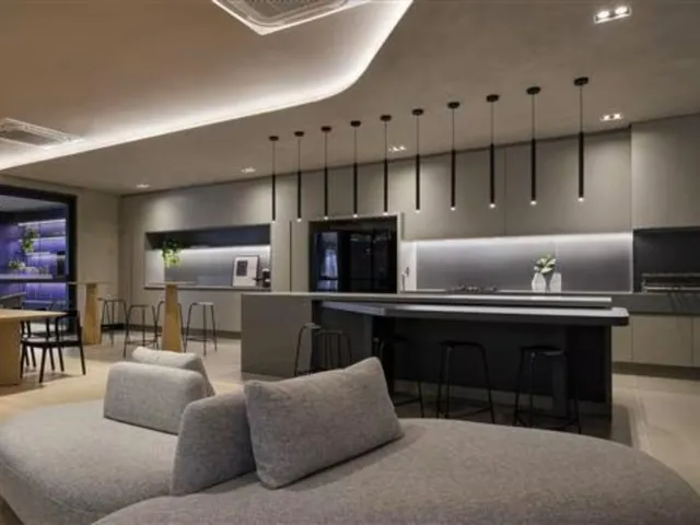 Imagem 11: Apartamento de 3 quartos com suíte e 2 vagas na Zona 07 de Maringá-PR: espaço amplo e
