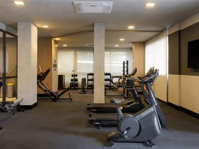 Imagem 13: Apartamento de 3 quartos com suíte e 2 vagas na Zona 07 de Maringá-PR: espaço amplo e