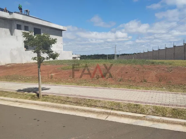 Imagem: Terreno a venda em excelente localização