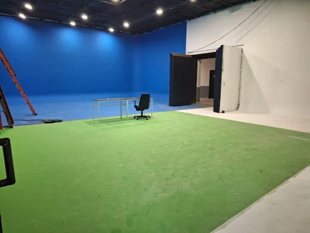 Imagem: O studio possui 1 Dormitório, 9 Banheiros, 10 Vagas na