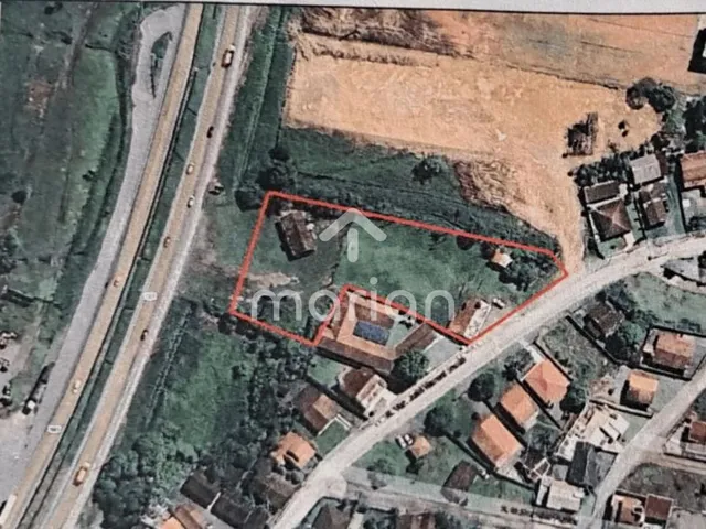 Imagem: Terreno Comercial/Industrial em Frente a