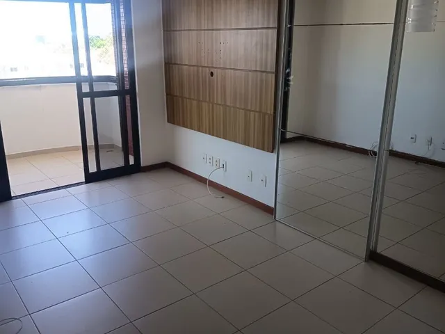 Imagem 3: Alugo Apartamento no Imbui com 2/4, 1 suíte, varanda vista mar, armários, ar, 2 vagas