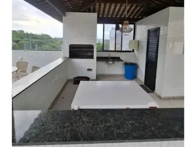 Imagem 10: Alugo Apartamento no Imbui com 2/4, 1 suíte, varanda vista mar, armários, ar, 2 vagas