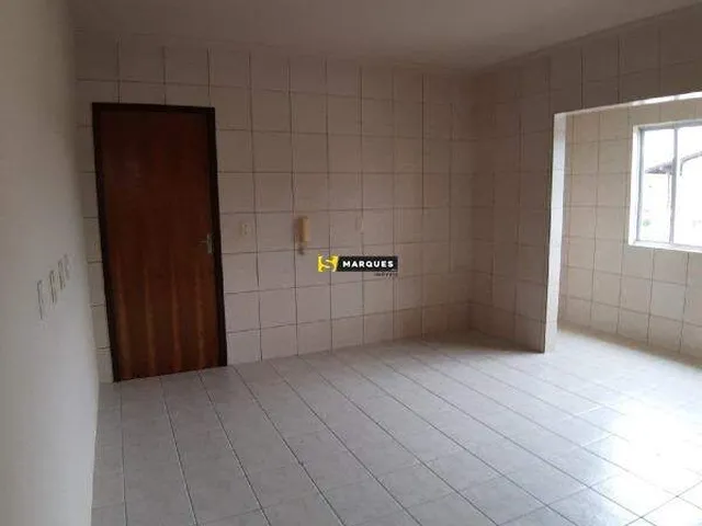 Imagem 4: Apartamento / Jardim Iririú