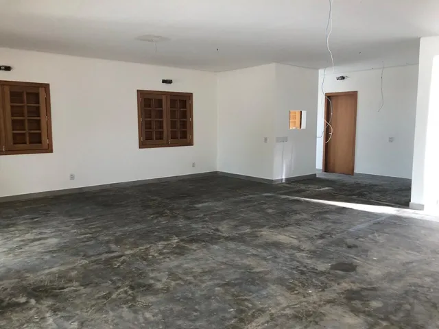 Imagem 5: Casa Comercial na avenida Principal emanuel pinheiro Chapada dos Guimaraes