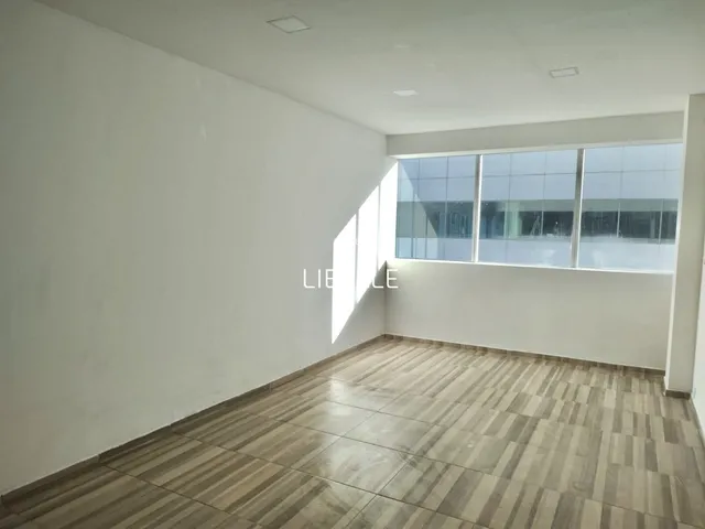 Imagem 5: Novo Mundo Empresarial - Sala comercial reformada para Locação com 33m²