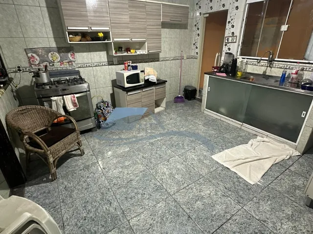 Imagem 7: Casa de Esquina Térrea com piscina à Venda em Campo Grande