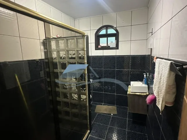 Imagem 3: Casa de Esquina Térrea com piscina à Venda em Campo Grande