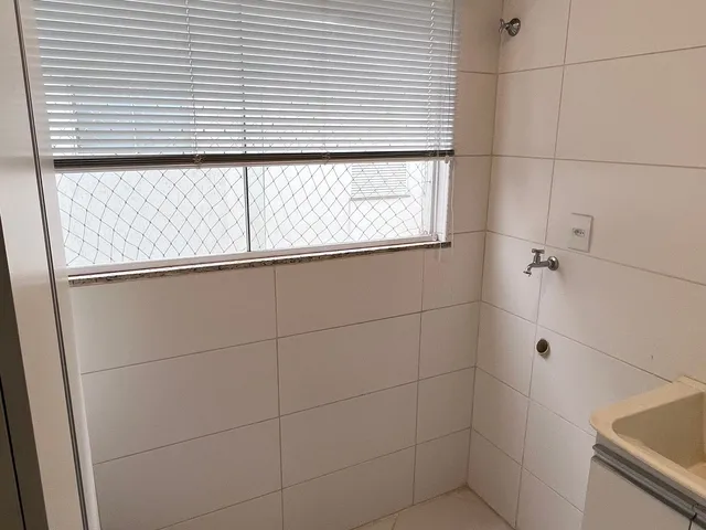 Imagem 6: Apartamento de 3 quartos com 1 suíte, 2 salas e 2 vagas de garagem para locação em