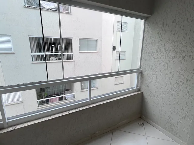 Imagem 12: Apartamento de 3 quartos com 1 suíte, 2 salas e 2 vagas de garagem para locação em