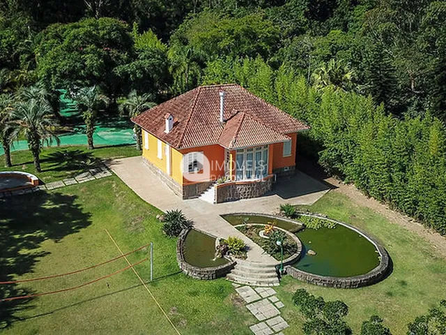 Imagem 5: Casa Alto Padrão no bairro Ponta Grossa com Praia particular