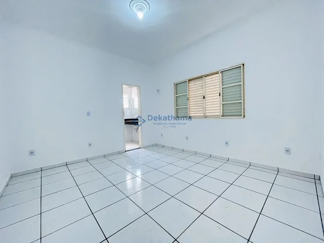 Imagem 7: Espaçosa Casa de 3 Quartos no Residencial São Lucas, Alfenas/MG - Locação e Venda!