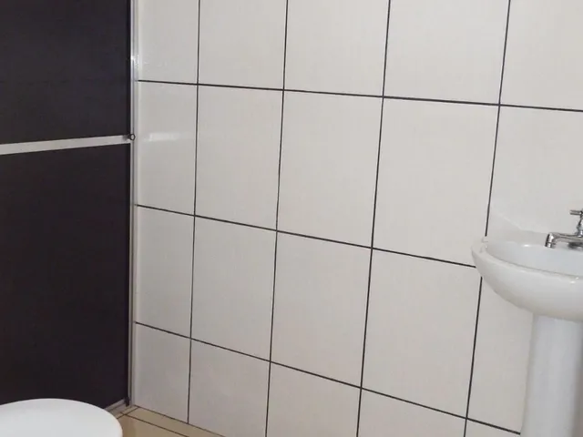 Imagem 6: Casa com 02 dormitórios no Parque Ouro Verde, em Foz do Iguaçu - PR
