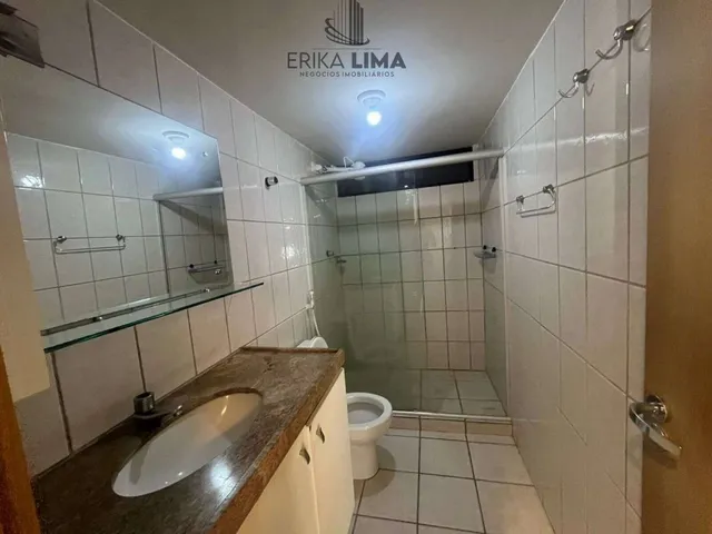 Imagem 13: Apartamento 03 quartos sendo (1 suite), banheiro social, quarto e wc de serviço