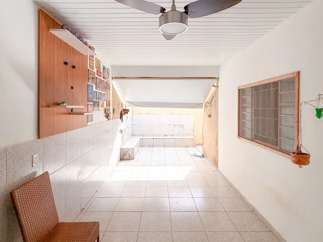 Imagem 6: Casa de 3 Quartos sendo 1 Suíte - Acabamento Premium no Condomínio Residencial Malibu 3