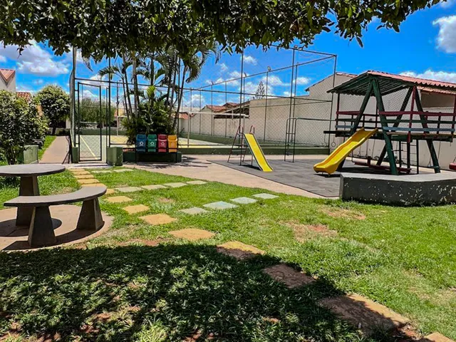 Imagem 8: Casa de 3 Quartos, sendo 1 suíte com hidromassagem, em acabamento Premium no Condomínio