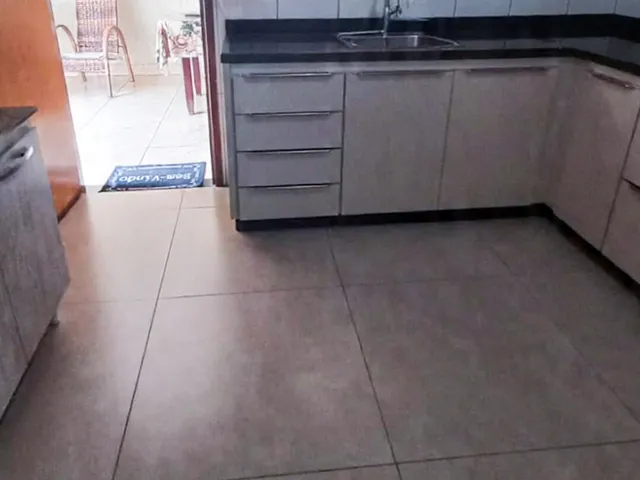 Imagem 13: Casa de 3 Quartos sendo 1 suíte em acabamento Premium no Condomínio Residencial Malibu