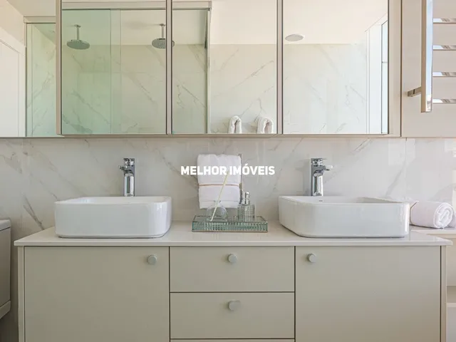 Imagem 15: Apartamento à venda decorado frente mar suítes 4 vagas Balneário Camboriú