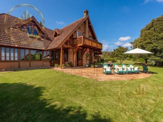 Imagem 14: Magnifica casa em Campos de Jordão. Imóvel bonito e sofisticado, com vista total para a