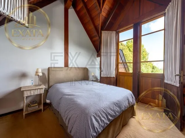 Imagem 11: Magnifica casa em Campos de Jordão. Imóvel bonito e sofisticado, com vista total para a