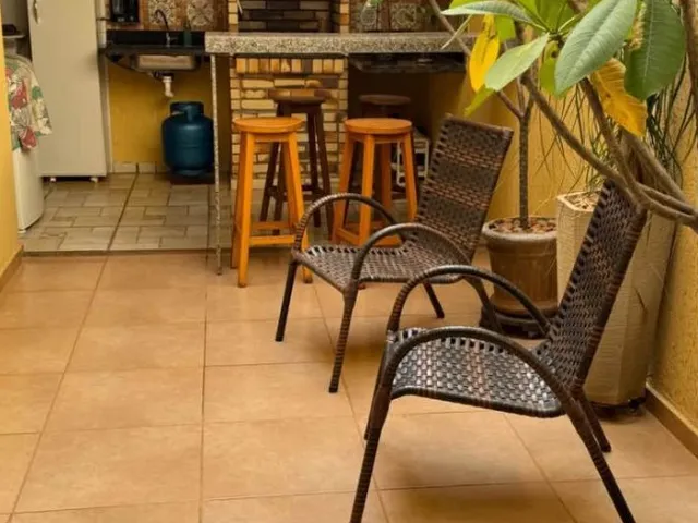 Imagem: CASA À VENDA - Vila Zat Rua São Cândido