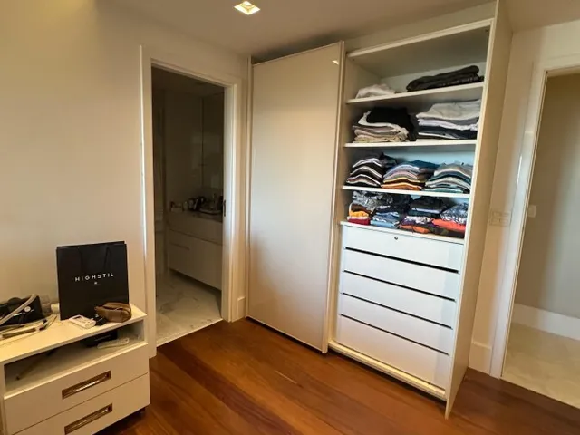 Imagem 5: Apartamento para Venda em Salvador, Barra, 4 Dormitórios, 4 Suítes, 6 Banheiros, 5 Vagas