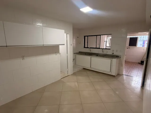 Imagem 7: Ed. Funchal Apartamento com 4 dormitórios