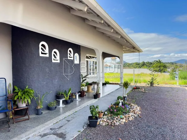 Imagem 16: Casa com 3 Quartos e Terreno de 486 m² à Venda no Benedito – Indaial/SC