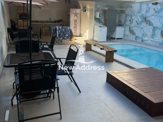 Imagem: Casa Duplex com 3 Quartos à Venda em Novo