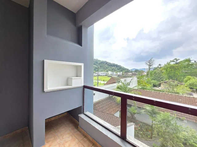 Imagem 5: Apartamento com 2 quartos e sacada com churrasqueira, localizado no Glória para