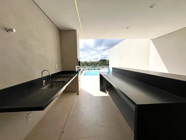 Imagem: Residência de Alto Padrão com 4 Suítes