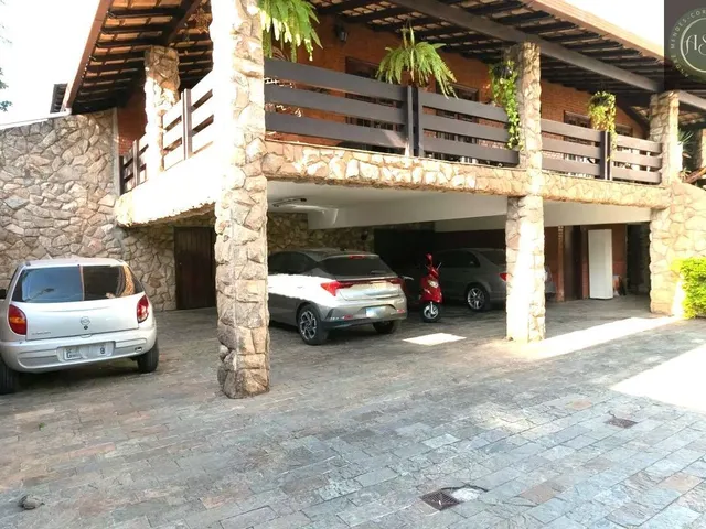 Imagem: Casa à Venda no Bairro São Luiz em BH