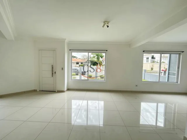 Imagem 2: Sobrado de esquina com 228 m² e 5 vagas à venda no Mossunguê ? próximo ao Parque