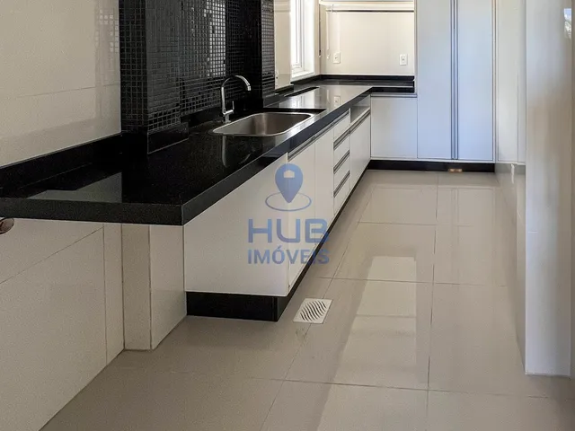 Imagem 9: Casa com 4 dormitórios à venda sendo 4 suítes, 327.0 m² por - R$ 6.000.000,00