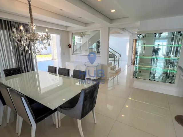 Imagem 10: Casa com 4 dormitórios à venda sendo 4 suítes, 327.0 m² por - R$ 6.000.000,00