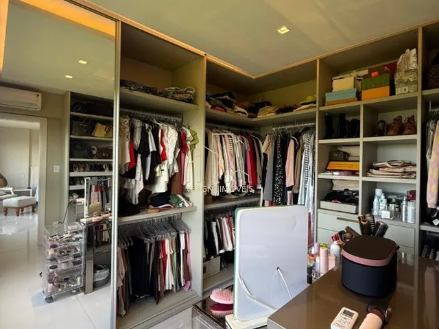 Imagem 8: Apartamento de Luxo à venda em Patamares com 4 quartos 4 suítes 2 salas 6 banheiros 4