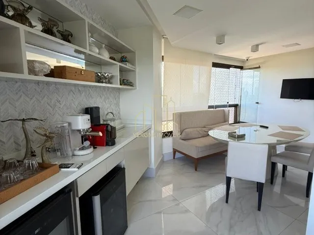 Imagem 7: Apartamento de Luxo à venda em Patamares com 4 quartos 4 suítes 2 salas 6 banheiros 4