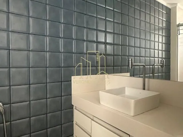 Imagem 2: Apartamento de Luxo à Venda em Patamares Salvador-BA com 3 quartos 3 suítes 2 salas 5
