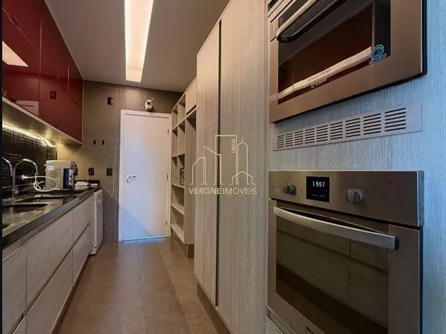 Imagem 9: Apartamento de Luxo à Venda em Patamares Salvador-BA com 3 quartos 3 suítes 2 salas 5