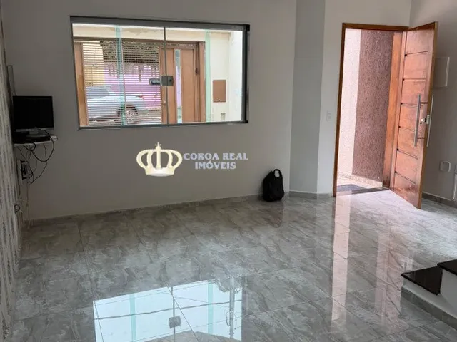 Imagem: Sobrado com 3 Dormitórios e 2 Vagas para