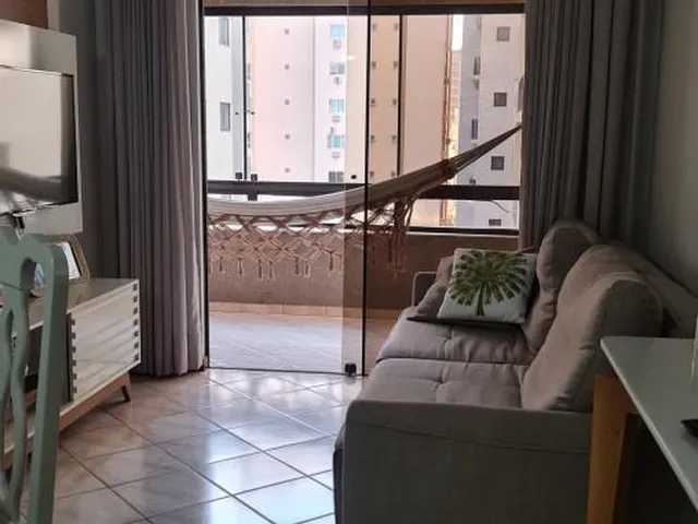 Imagem 2: Apartamento para Venda em Itapema, Meia Praia, 3 dormitórios, 1 suíte, 2 banheiros, 1
