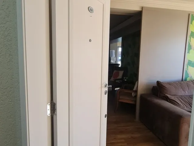 Imagem 2: Apartamento para Venda em Itapema, Meia Praia, 4 dormitórios, 2 suítes, 3 banheiros, 2