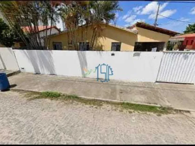 Imagem: A casa possui 3 Dormitórios, 1 Suíte, 2 Banheiros, 1 Vaga