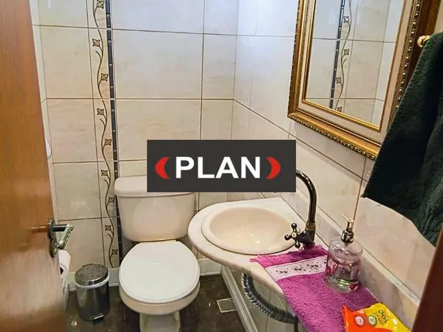 Imagem 13: P style="line-height: 1.4;">Localizada na charmosa Alameda 3 de Outubro, no bairro