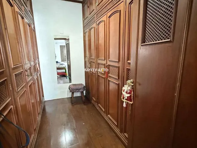 Imagem 6: Casa À Venda em Franca, São José, com 5 Quartos, 331,33M²