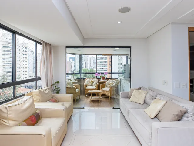 Imagem 15: Apartamento para Venda em Moema com 3 Quartos, Sendo 3 Suítes, 202M²