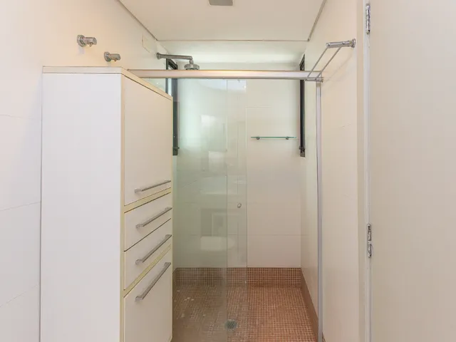 Imagem 16: Apartamento para Venda em Moema com 3 Quartos, Sendo 3 Suítes, 202M²