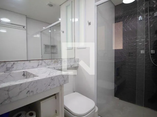 Imagem 14: Este espaçoso apartamento mobiliado está localizado no vibrante bairro de Pinheiros e