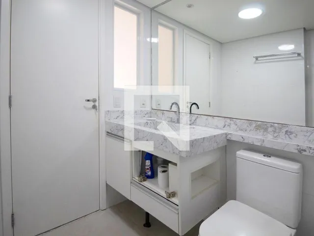 Imagem 9: Este espaçoso apartamento mobiliado está localizado no vibrante bairro de Pinheiros e